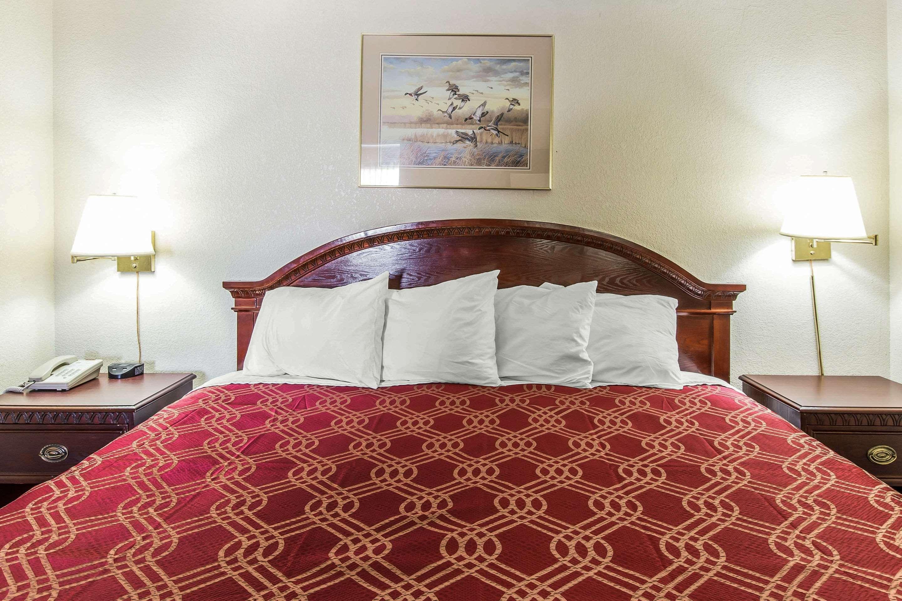 Econo Lodge Thomaston Esterno foto